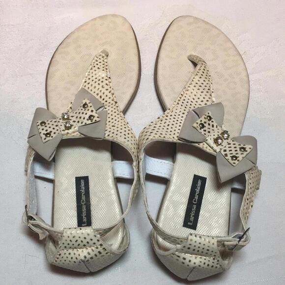 🍁Larissa Carolaine off white thong sandals Sz 7 shoes - Picture 2 of 8